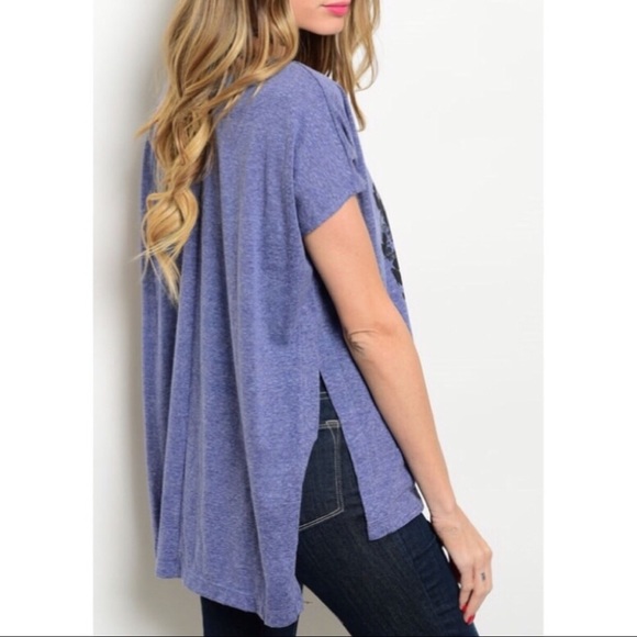 🌺🆕5⭐️Soft Graphic Split Tee - Picture 4 of 6